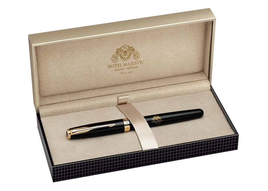 MAJESTIC HOTEL - Dự án Thiết kế logo và bộ nhận diện thương hiệu khách sạn Majestic